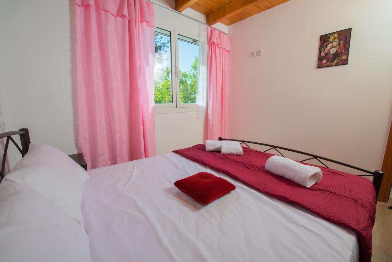 Basil & Guest House Lazaráta מראה חיצוני תמונה