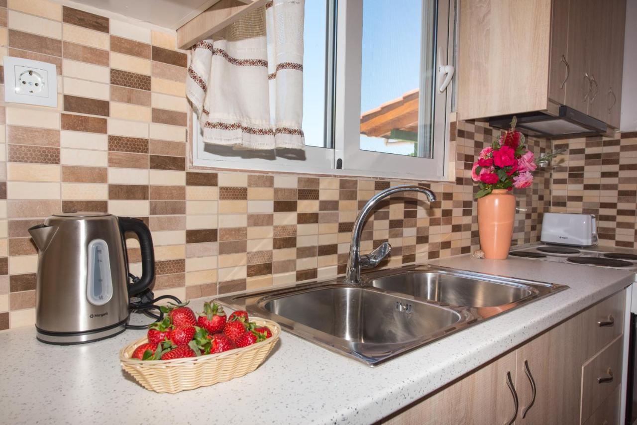 Basil & Guest House Lazaráta מראה חיצוני תמונה