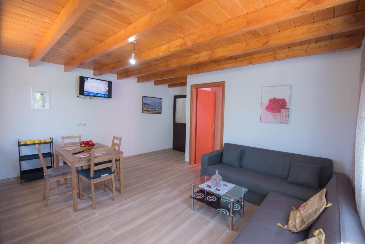 Basil & Guest House Lazaráta מראה חיצוני תמונה